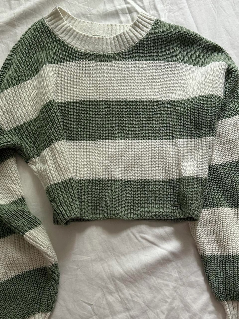 Hollister Cropped Striped Crewneck Sweater - Sage Green & Cream
